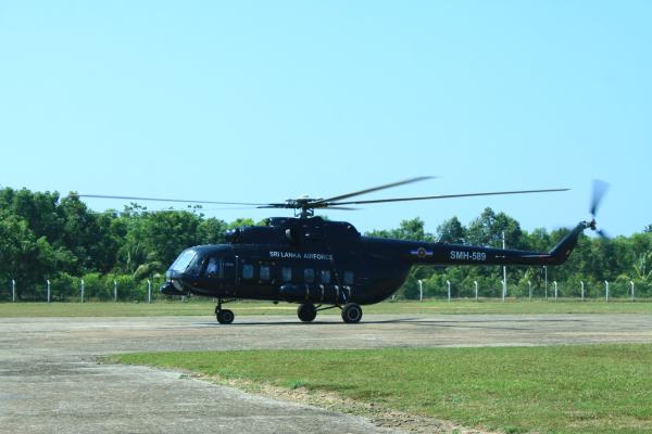 connConnaissance de Ceylan with
Helitours